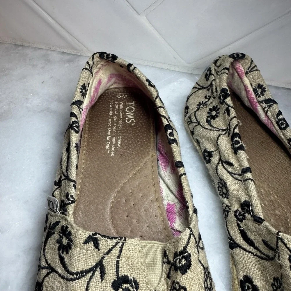 TOMS Classic Alpargata Floral Embroidered Espadrille Women's 9M Tan Black